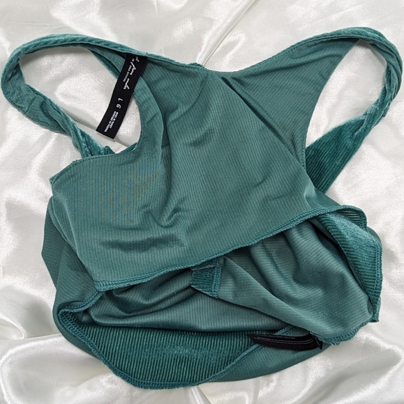 Urban Outfitters Women's US Large SeaGreen Soft Ribbed Pull Over Halter Crop Top - Picture 3 of 13